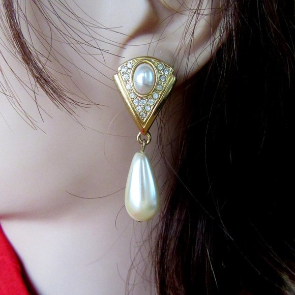 Art Deco Revival faux pearl & rhinestone dangling pierced earrings - Picture 1 of 7